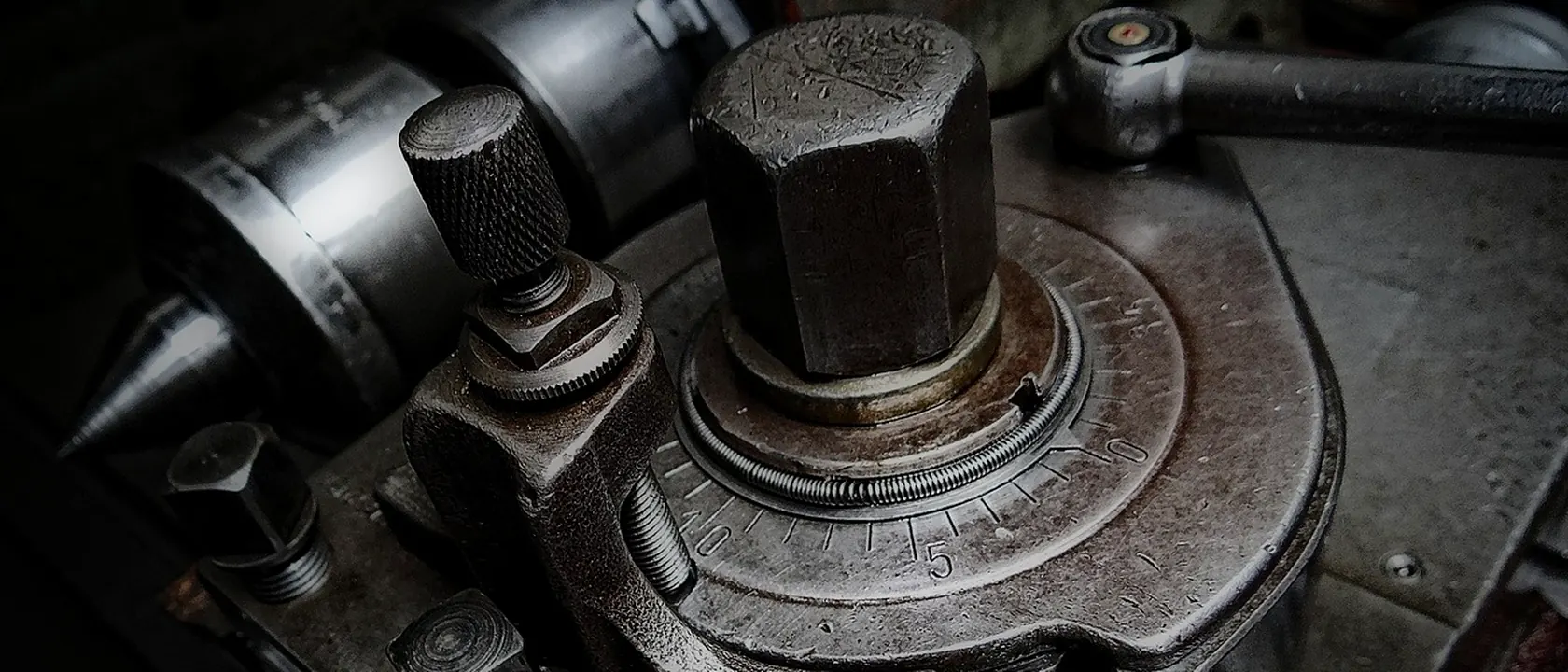 Lathe and Turning Machine Tool Setters, Operators, and Tenders, Metal and Plastic